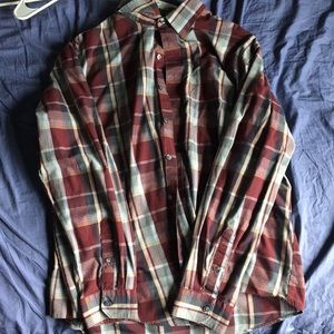Vann Huesen  dress shirt